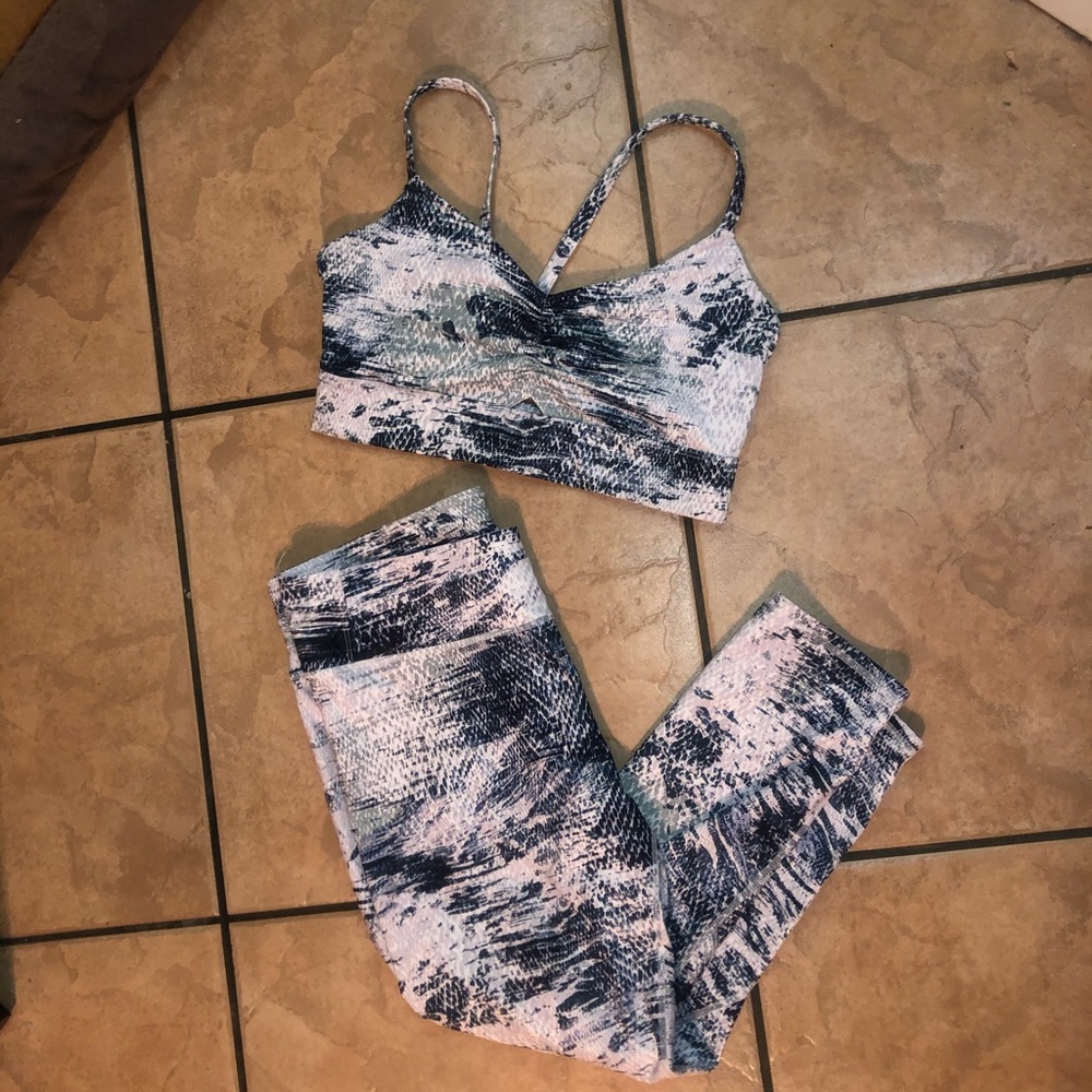 Fabletics set